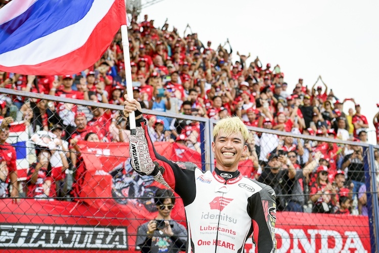 Buriram 2024: Somkiat Chantra zieht die Fans an den Chang International Circuit