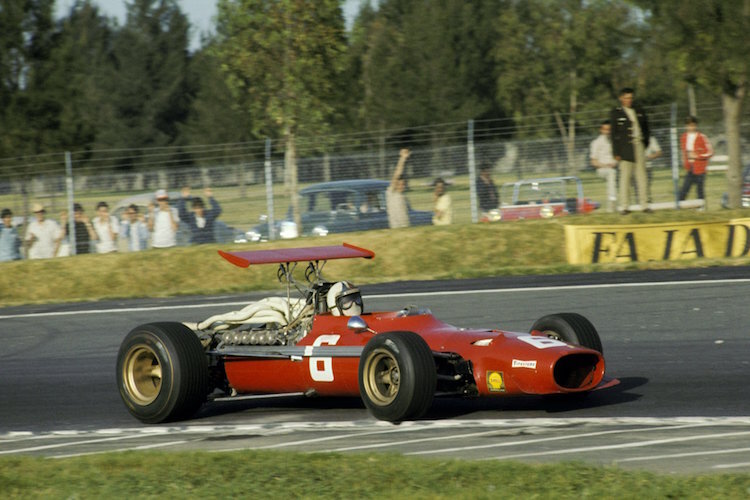 Chris Amon 1968 im Ferrari