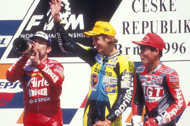 Brünn 1996: Jorge Martinez, Valentino Rossi und Tomomi Manako