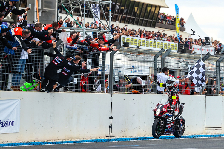 Etienne Masson brachte das Bike sicher ins Ziel