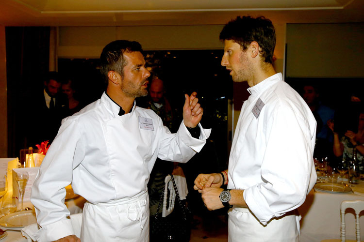 Prominente Hilfe für Romain Grosjean (re.): Auch Rallye-Ikone Sébastien Loeb, der 2014 in der Tourenwagen-WM antrat, war dabei