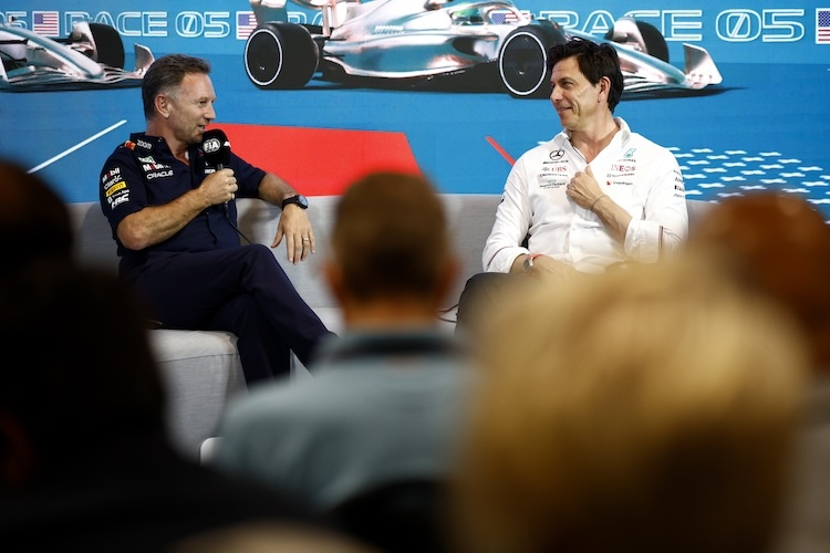 Red Bull Racing-Teamchef Christian Horner sagt über die FIA-Untersuchung: «Das hat sicherlich nichts mit Red Bull zu tun»