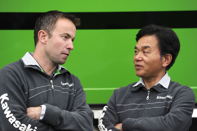 Steve Guttridge (l) und Ichiro Yoda (r) feilen am Kawasaki-Erfolg