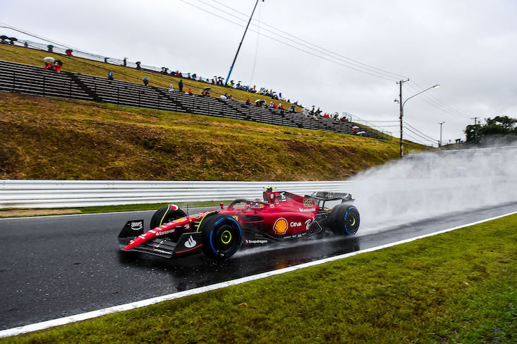 Carlos Sainz in Japan