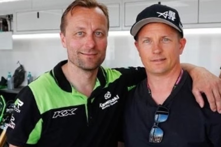 Kimi Räikkönen mit KRT-Teammanager Antti Pyrhönen