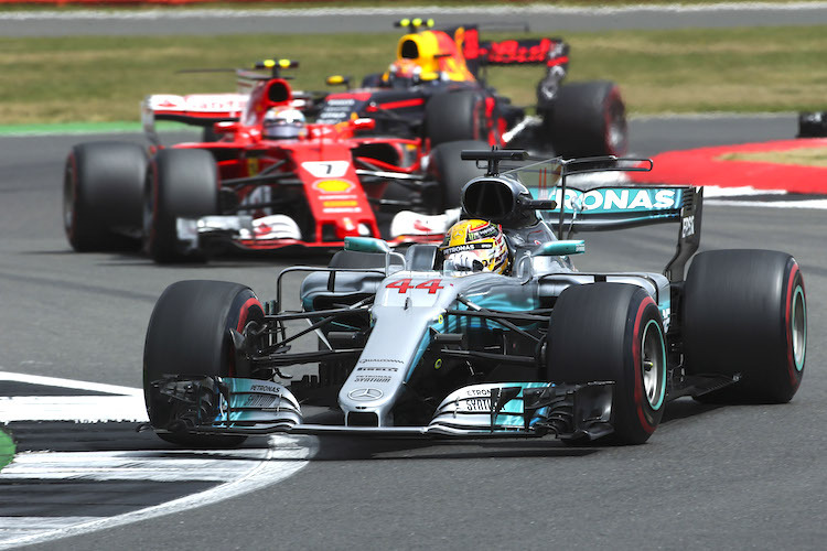 Mercedes, Ferrari und Red Bull Racing geben den Ton an