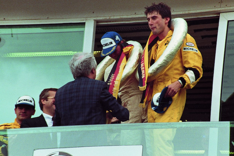 Ein Rennen, zwei Sieger: Zeitgleich beendeten Hermann Joha (rechts) und Thomas Klenke 1989 den ACV-Sprint am Ring