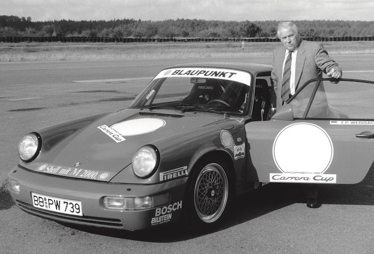 Linge im Jahr 1989 an einem Porsche Carrera 2 Cup