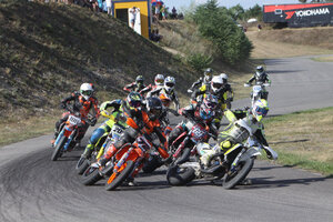 Bad Fischau: Höllbacher (72), Buschberger (7) und Bauer (69))