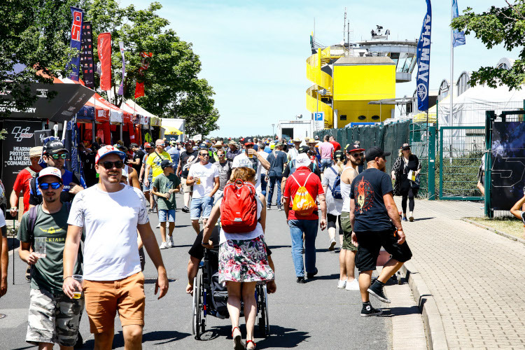Im Juni dieses Jahres fanden total 232.202 Fans den Weg zum Sachsenring