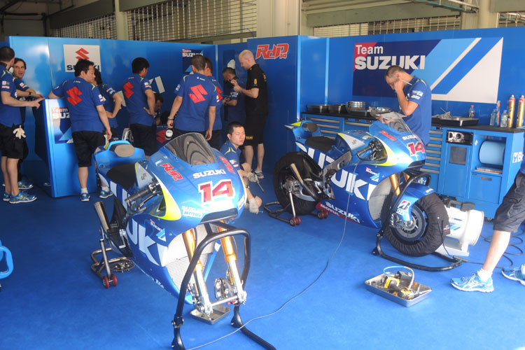 Die Suzuki-Box heute beim Sepang-Test 2014