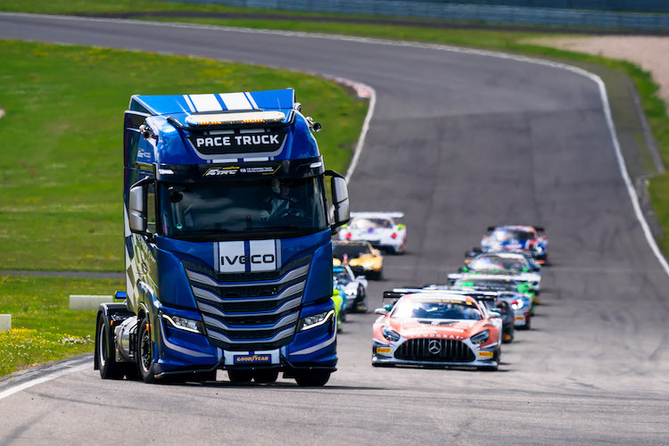 Trucks meet GT3 - das ADAC GT Masters fährt auch 2025 beim Truck GP