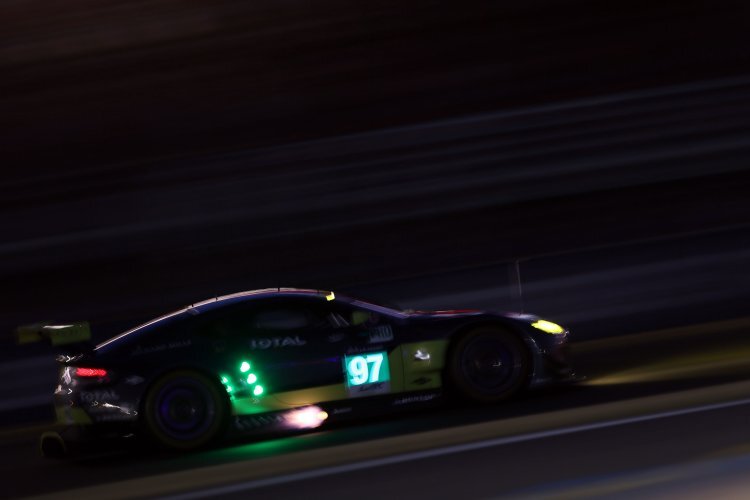Schnellster GTE: Der Aston Martin von Darren Turner, Jonathan Adam und Daniel Serra