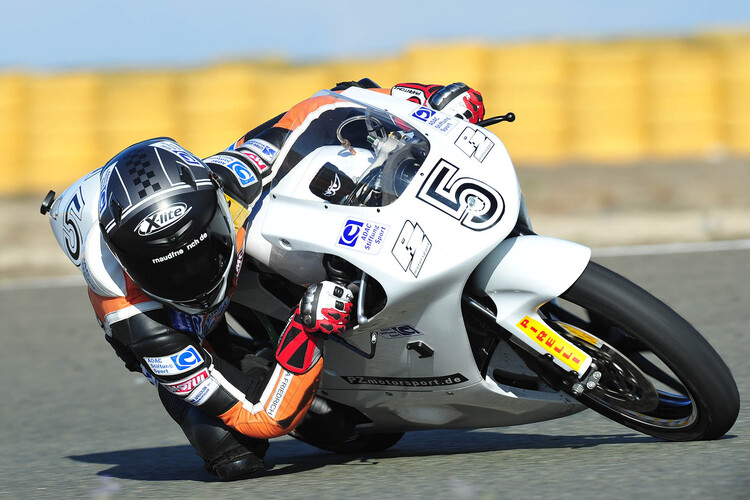 Moto3-Trophy-Pilot Arnaud Friedrich beim Pirelli-Test in Almeria 2014