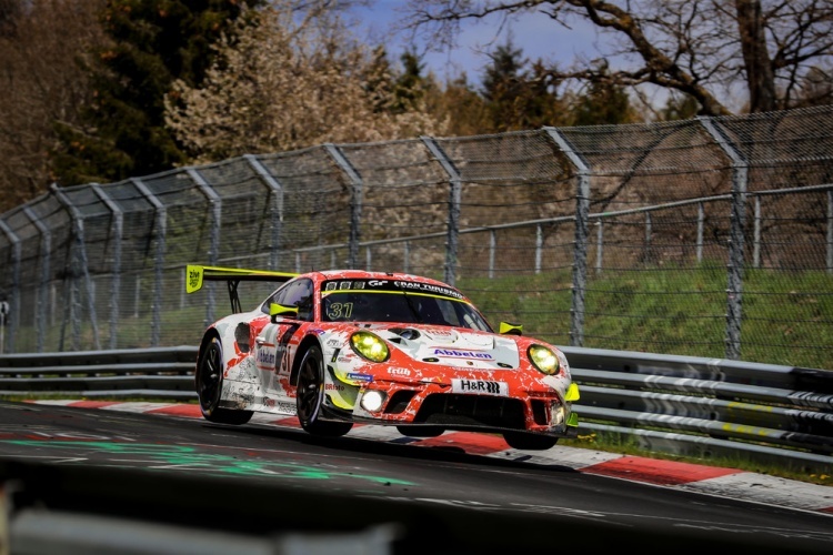 Der Porsche 911 GT3 R vom Frikadelli Racing Team