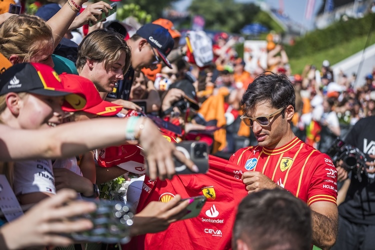 Beim Green Carpet kommen die Fans ihren Formel-1-Stars nahe
