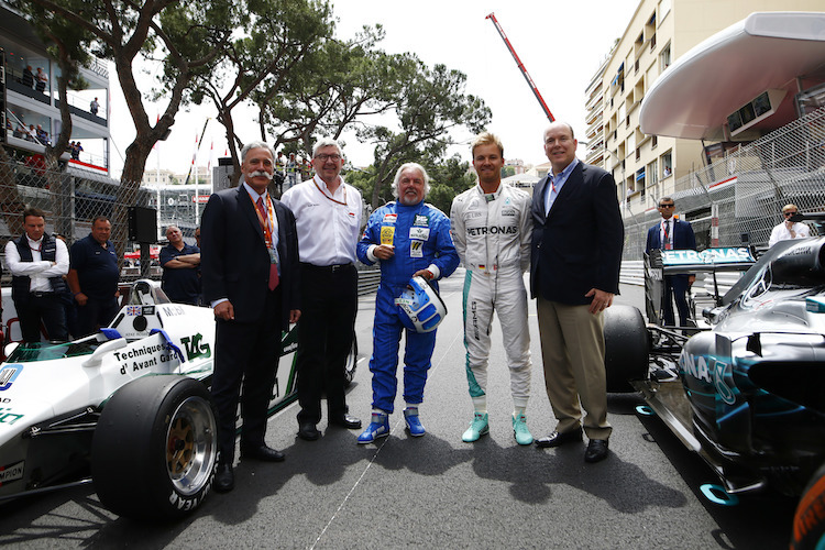 Keke und Nico Rosberg nach einer Demofahrt in Monaco 2018