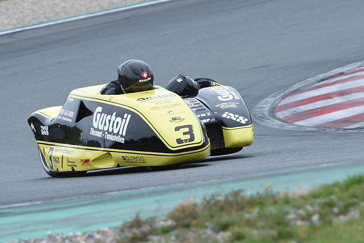 Polesetter Schlosser/Schmidt vom Team Gustoil Sidecar Racing