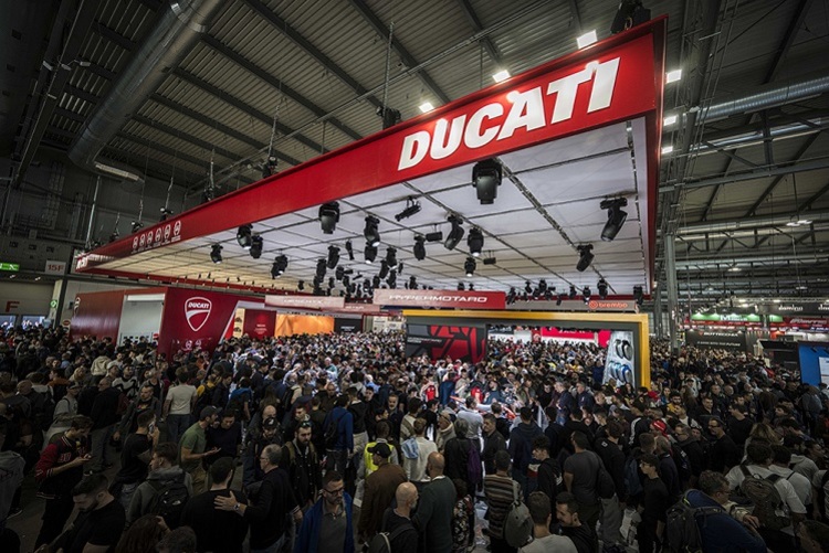 Gut besucht: Der Ducati-Stand an der Motorradmesse Mailand