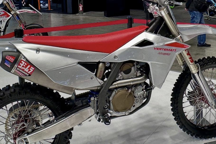 EICMA-2025-Mailand-Das-MX-Comeback-von-Vertemati
