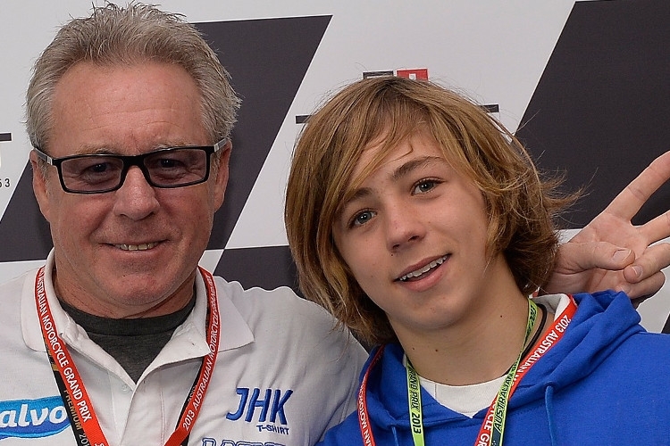500-ccm-Legende Wayne Gardner mit Sohn Remy, der 2015 Moto3-Stammfahrer ist