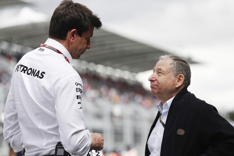 Mercedes-Teamchef Toto Wolff mit dem FIA-Präsidenten Jean Todt