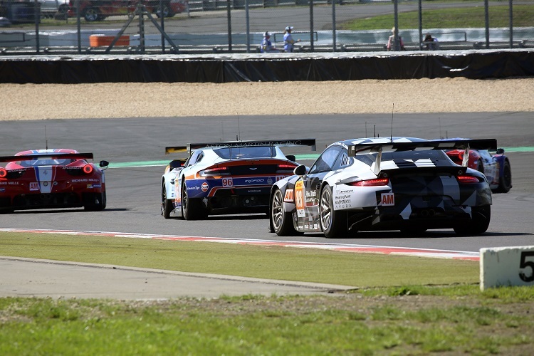 Die alte Generation der GTE-Klasse: (v.li.) Ferrari, Aston Martin und Porsche