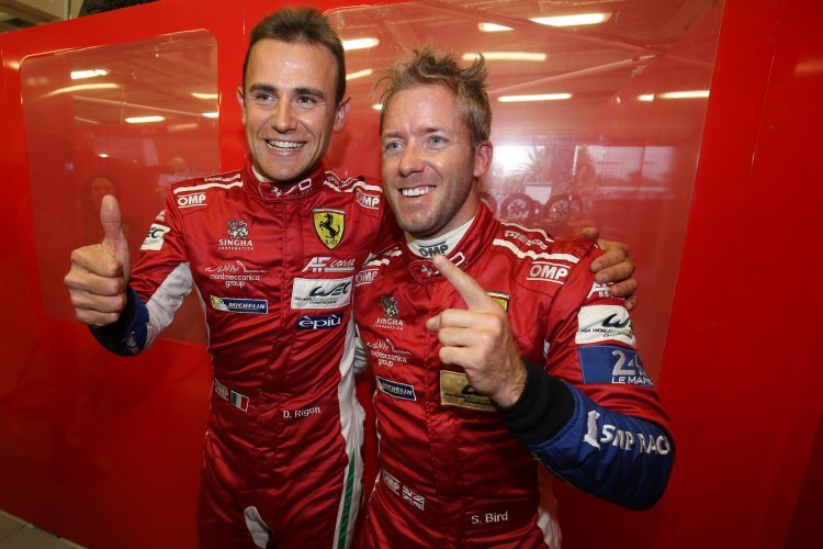 Schnellste in der GTE: Die Ferrari-Piloten Davide Rigon (li.) und Sam Bird