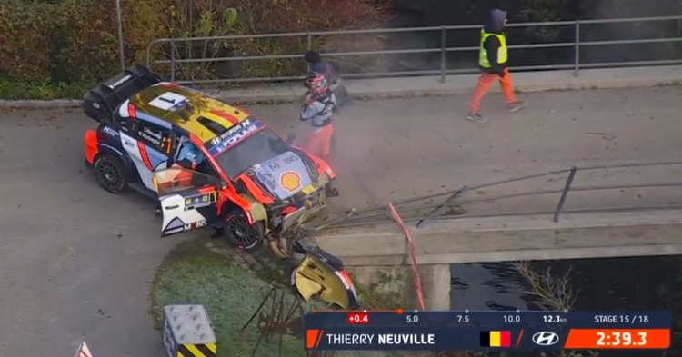 Neuville-verunfallt-Wertungspr-fung-15-abgebrochen