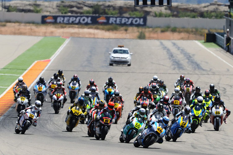 Start zum CEV-Lauf der Moto2-Klasse in Aragón