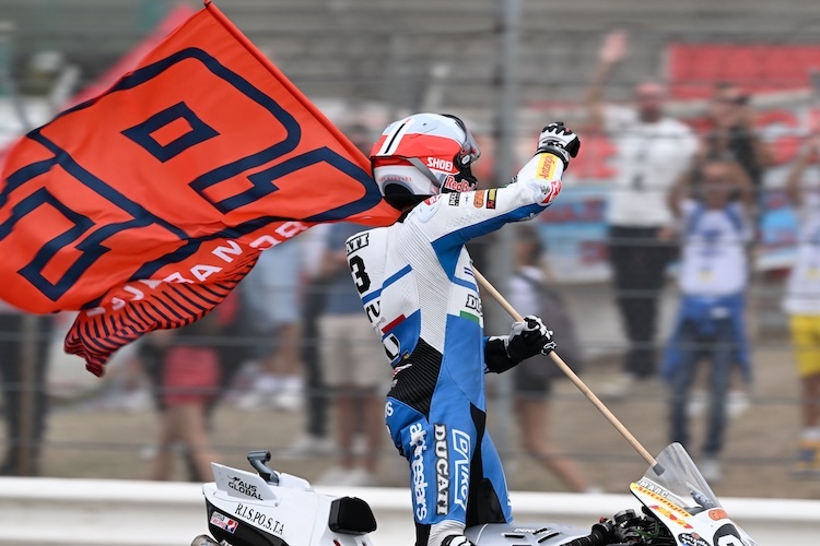 L'octuple champion a célébré sa deuxième victoire consécutive en GP