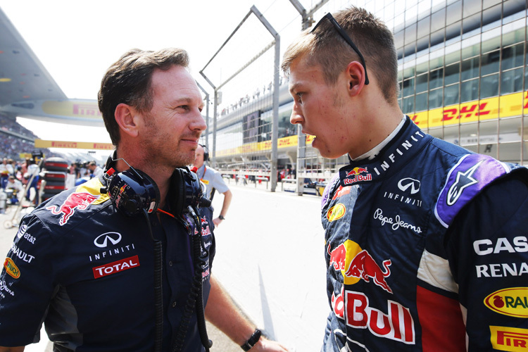 Red Bull Racing-Teamchef Christian Horner mit Daniil Kvyat