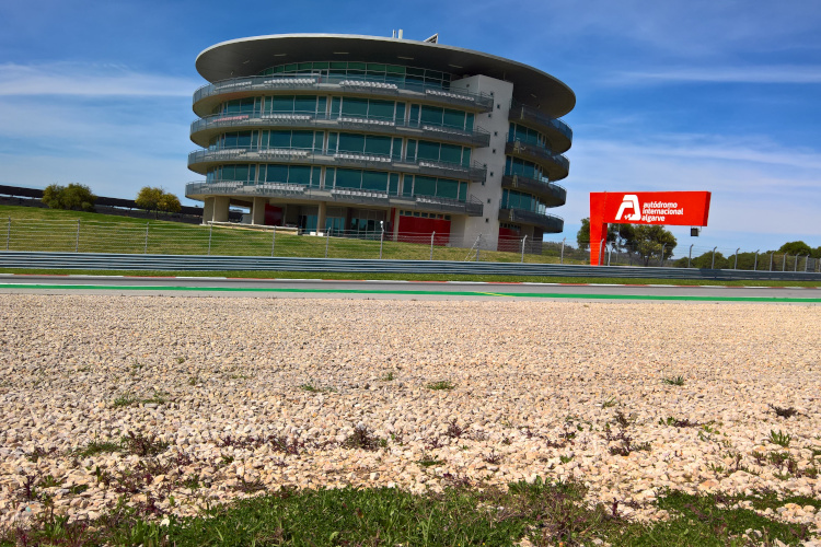 Die Beschaffenheit der Kiesbetten des Autódromo Internacional do Algarve steht in der Kritik