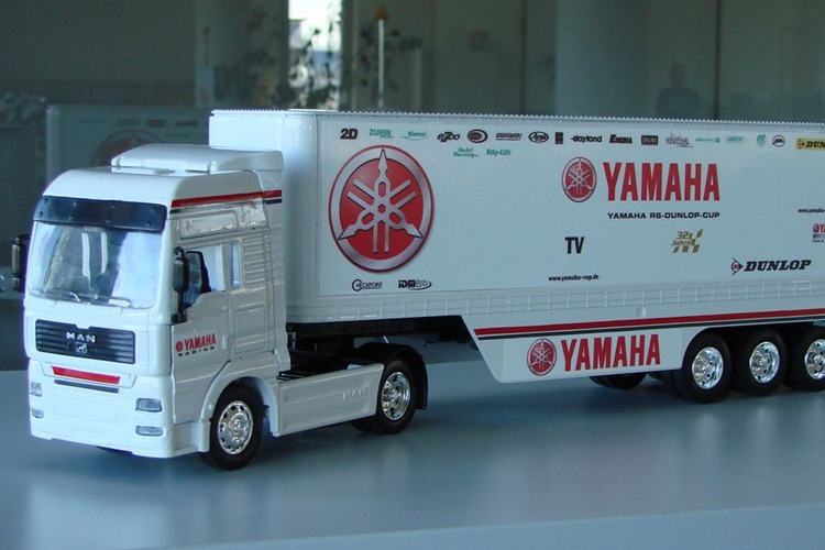 Das Modell des Yamaha-Cup-Trucks.