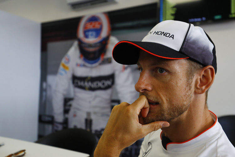 Jenson Button findet einige Pistenteile zum Aussteigen