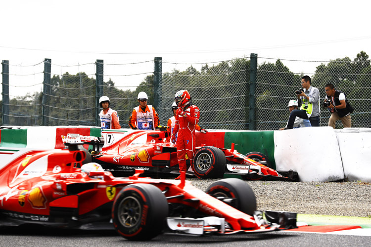 Kimi Räikkönen sorgte für noch mehr Schrott, während Sebastian Vettel weiterfahren konnte