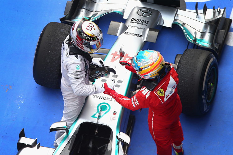 Lewis Hamilton und Fernando Alonso nach dem China-GP 2014