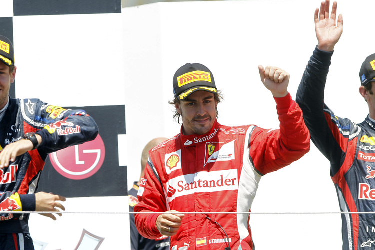 Alonso klagt nicht über Pirellis Auswahl