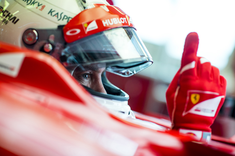 Zumindest finanziell hat Sebastian Vettel auch bei Ferrari einen Grund zum Jubeln