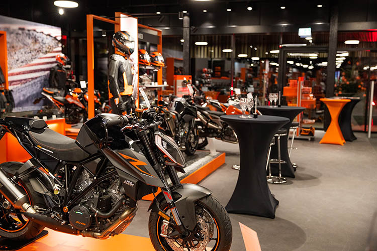 Rund 200 Motorräder werden in Wels-Thalheim ausgestellt