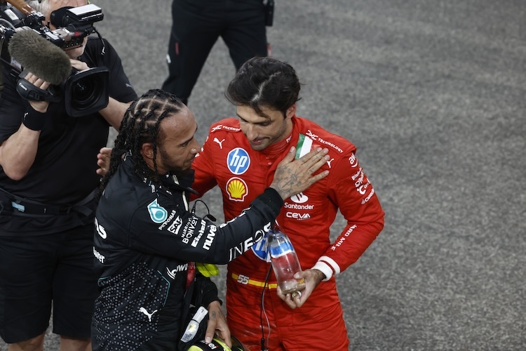 Carlos Sainz ist sich sicher: Lewis Hamilton braucht keinen Rat