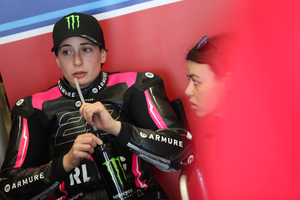 Ana Carrasco stellt sich der Herausforderung)