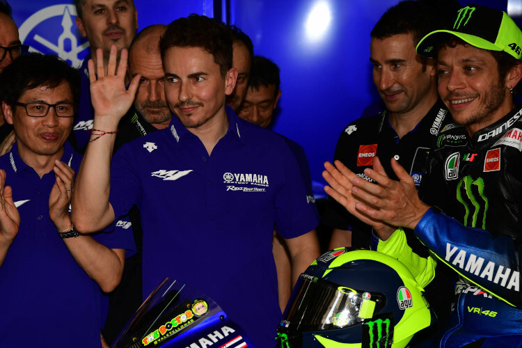 Jorge Lorenzo nahm in Sepang seine Arbeit als Yamaha-Testfahrer auf – auf Rossi spendete Beifall