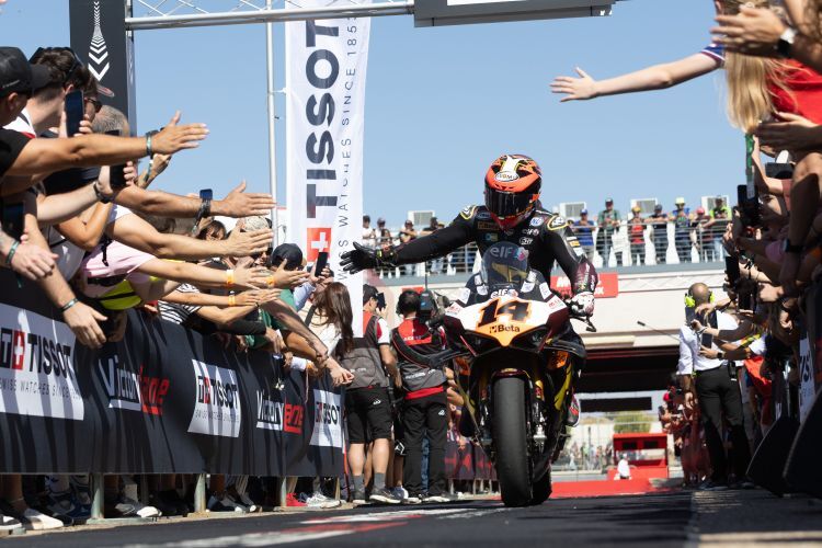 Sam Lowes