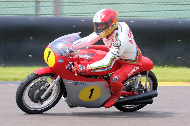 Giacomo Agostini auf der MV Agusta