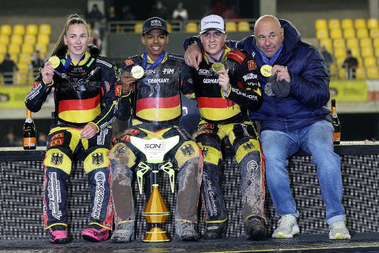 Das deutsche Gold-Trio (v.l.): Hannah Grunwald, Mario Häusl und Norick Blödorn