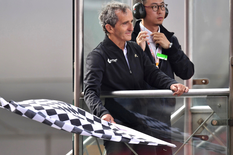 Alain Prost zeigte beim Grossen Preis von China die Zielflagge