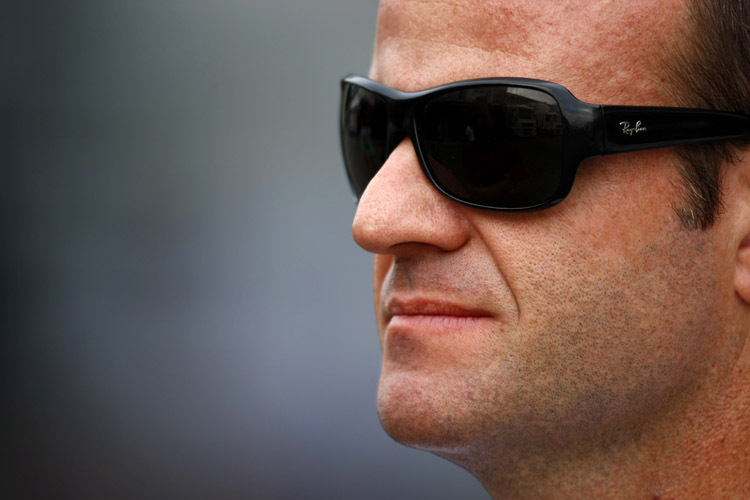 Barrichello sieht für die neuen Knöpfe schwarz