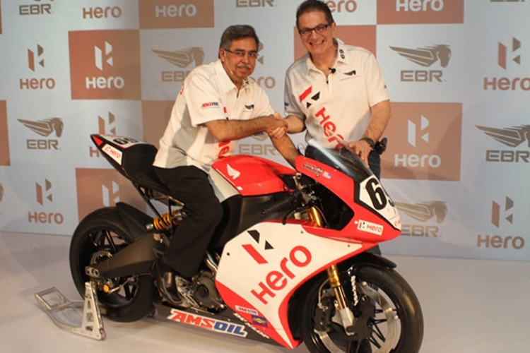 Hero-Geschäftsführer Pawan Munjal (li.) mit Erik Buell