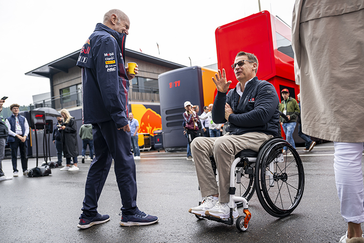 Wenn MotoGP und Formel 1 zusammenarbeiten: Adrian Newey und Pit Beirer